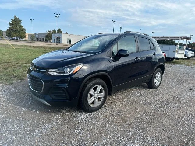Used 2022 Blue Chevrolet LT image 5