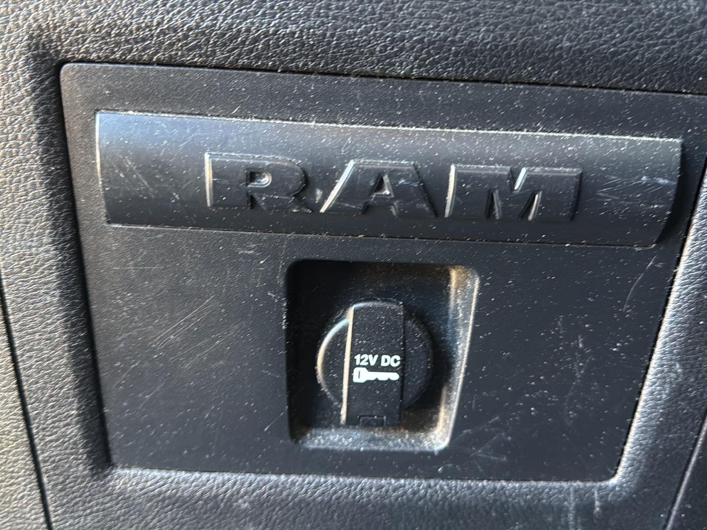 Used 2015 Brilliant Black Crystal Pearl Ram Sport image 18