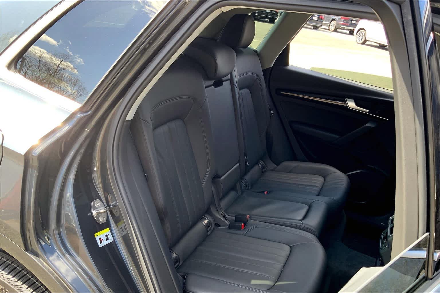 Used 2018 Manhattan Gray Metallic Audi Tech Premium Plus image 20