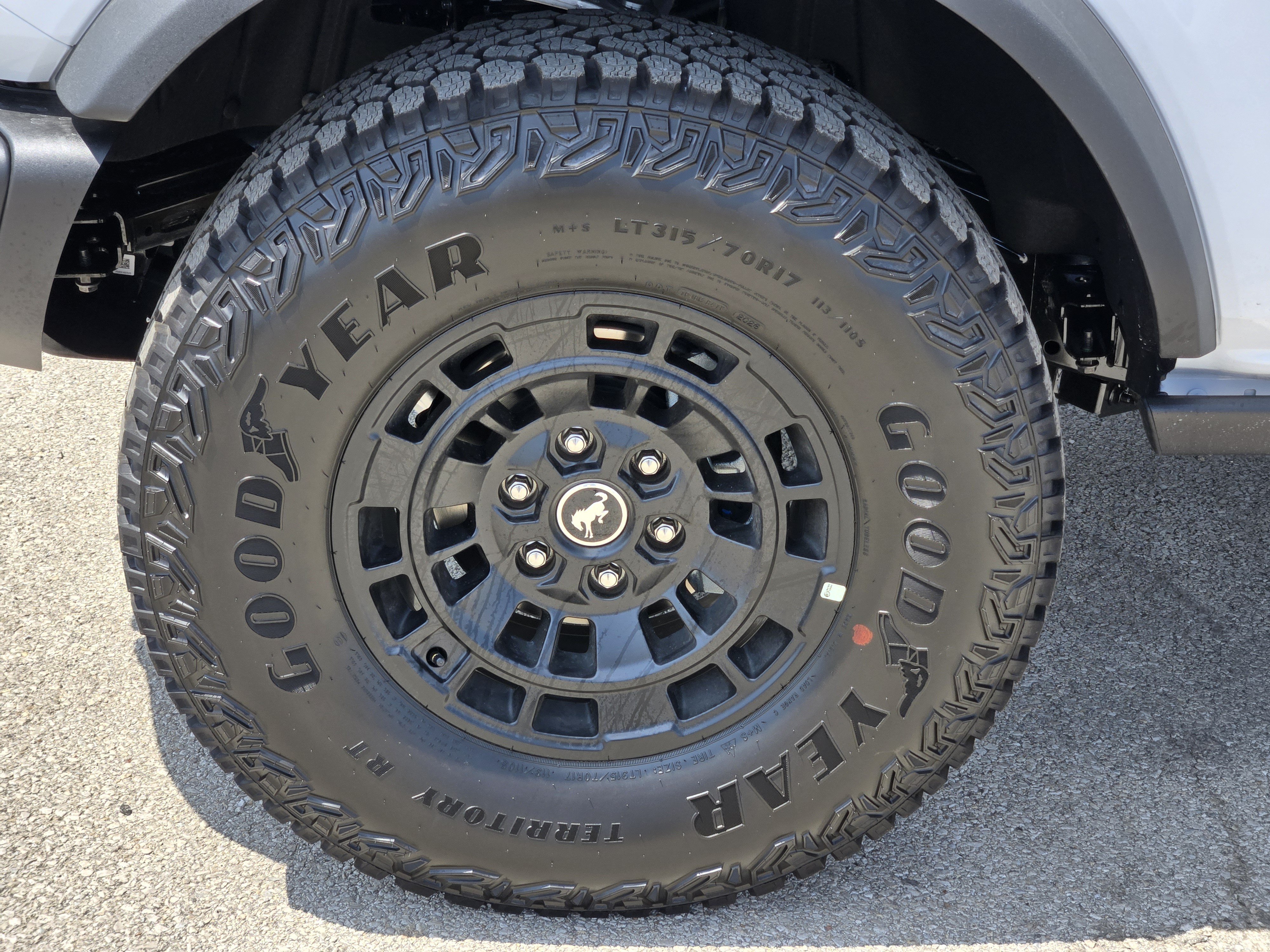 New 2026 Oxford White Ford Badlands image 7