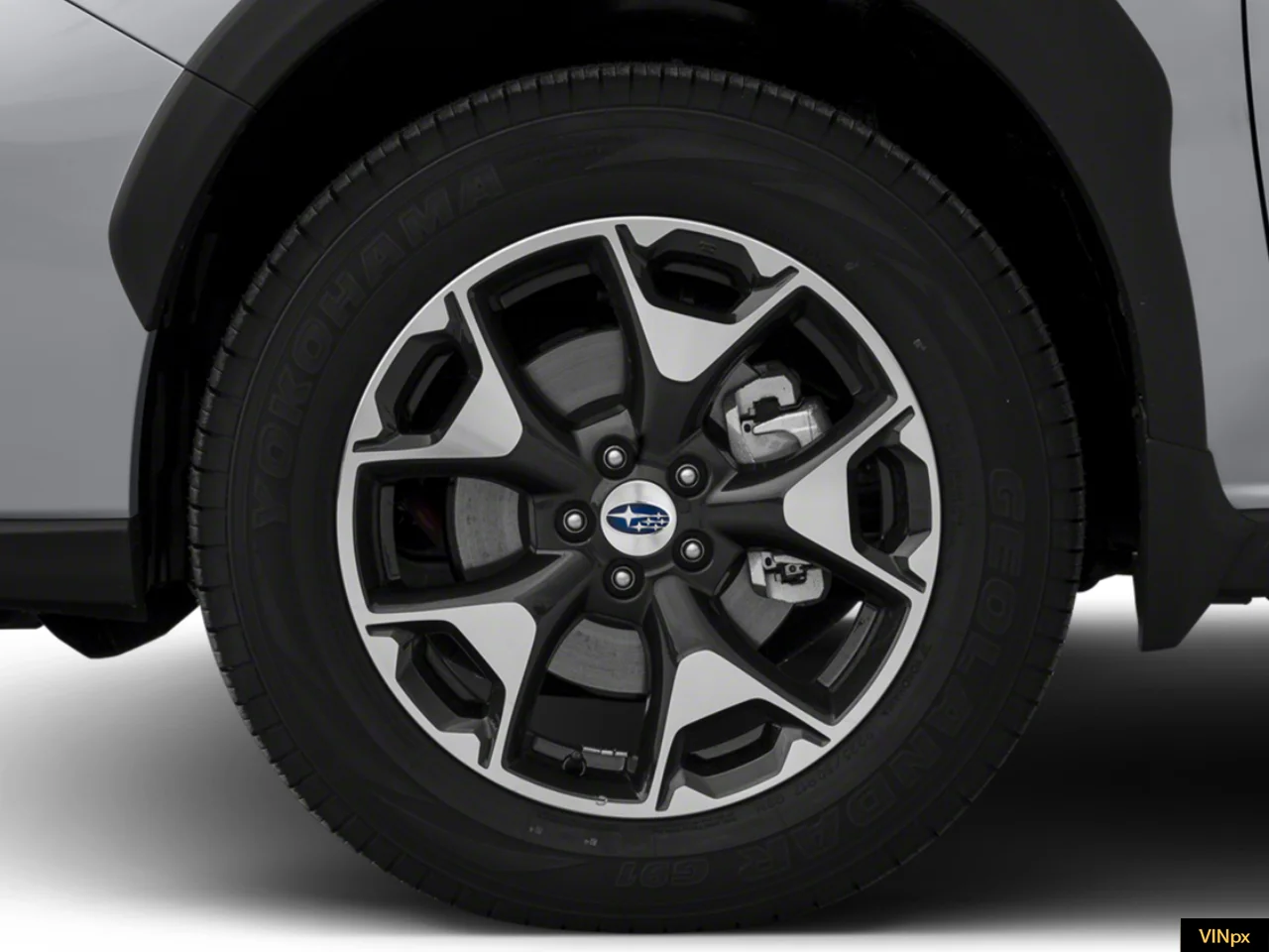 Used 2018 Ice Silver Metallic Subaru 2.0i Limited image 9