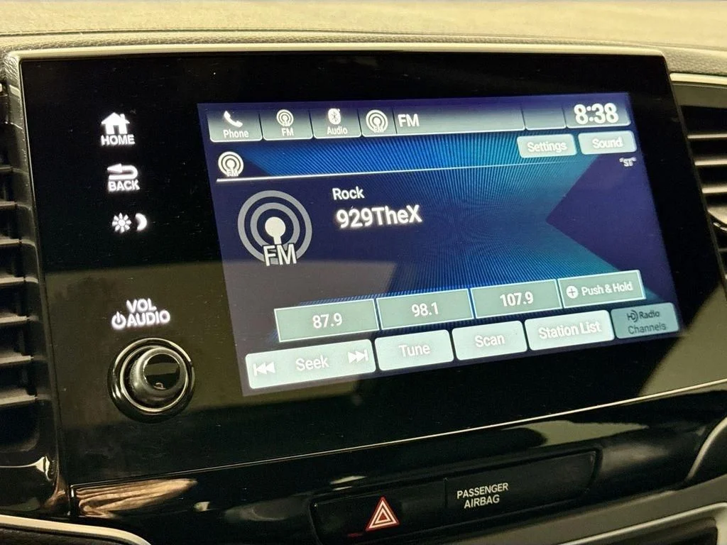 Used 2020 Gray Honda EX-L image 30