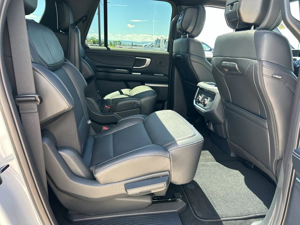 New 2026 Space Silver Metallic Ford MAX Platinum® image 22