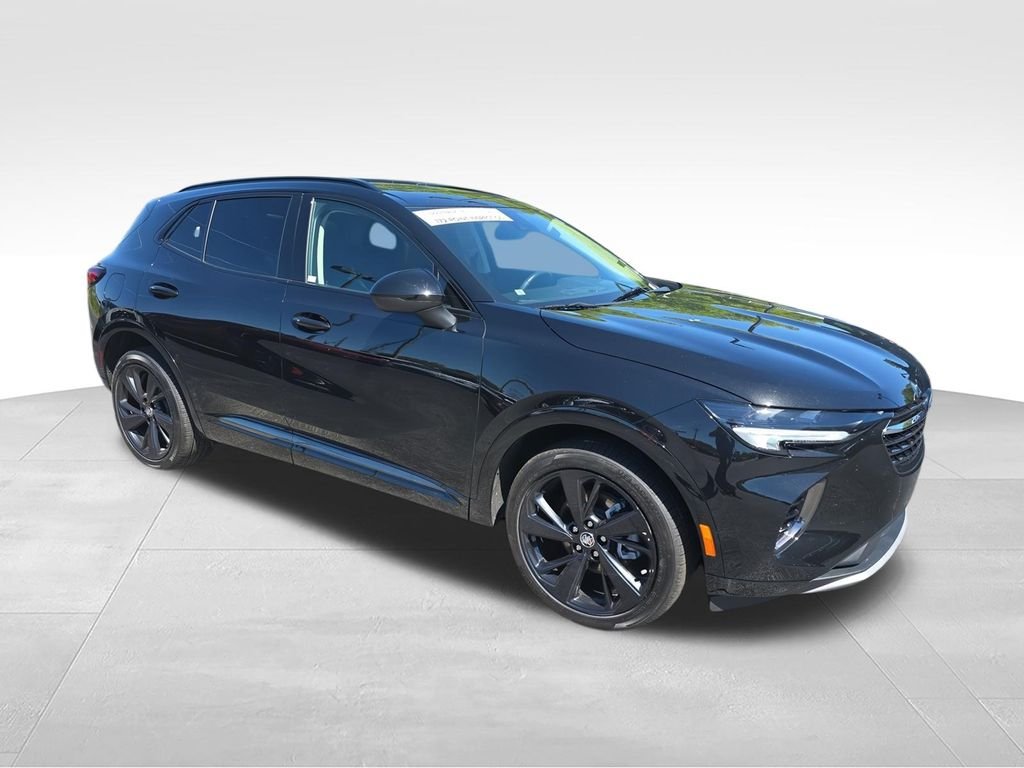 Used 2023 Black Buick Essence image 3