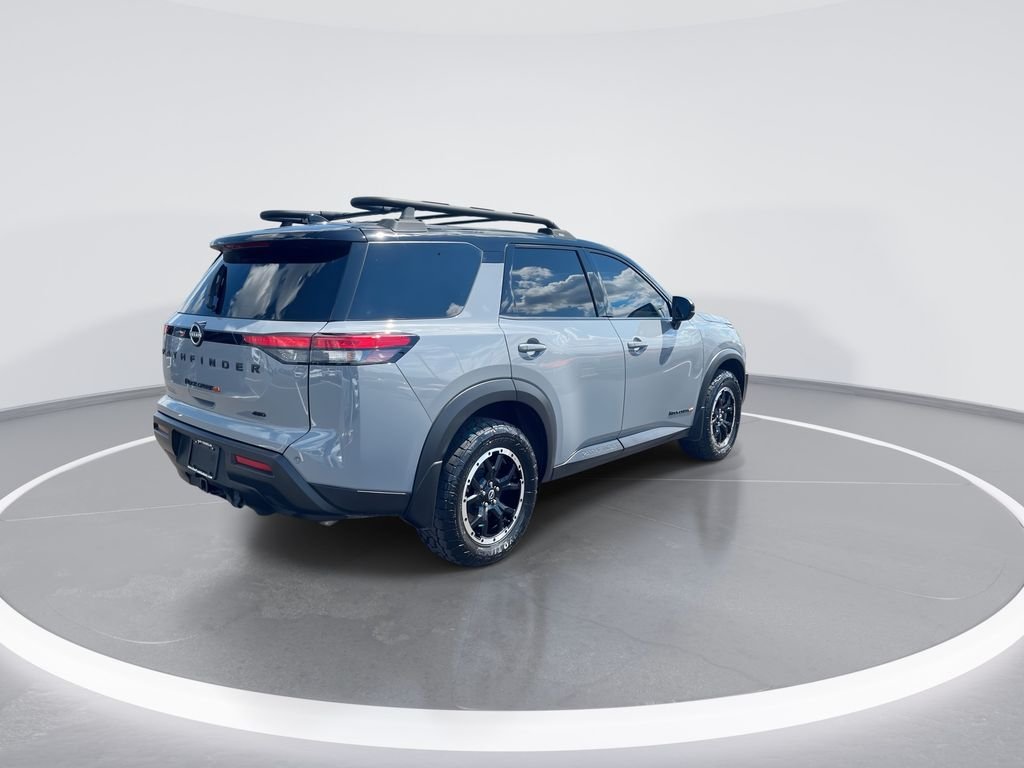 Used 2024 2t Gry Blk Roof Nissan Rock Creek image 8