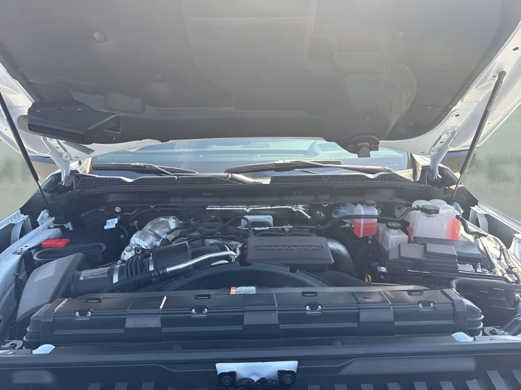 Used 2026 White GMC Denali Ultimate image 40