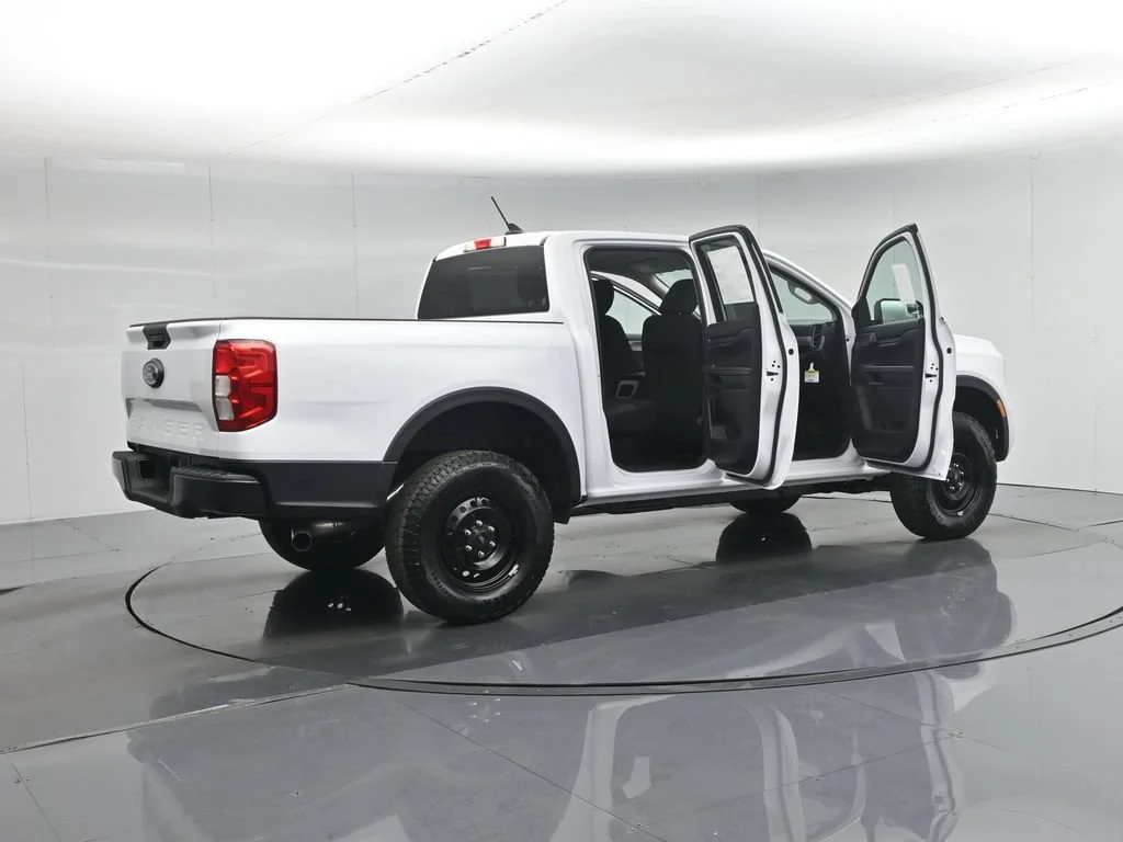 New 2026 Oxford White Ford XL image 6