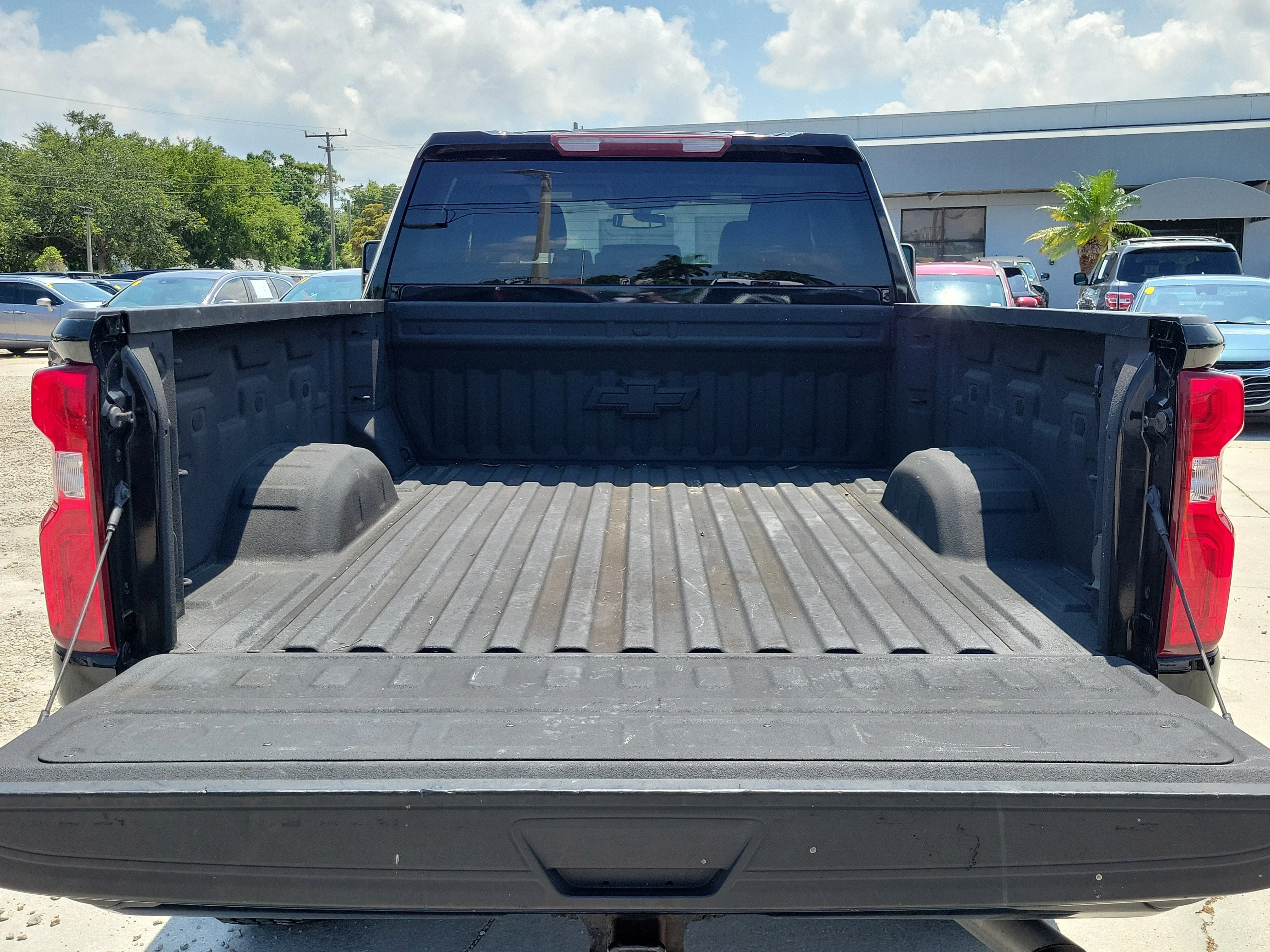 Used 2021 Black Chevrolet Custom image 12