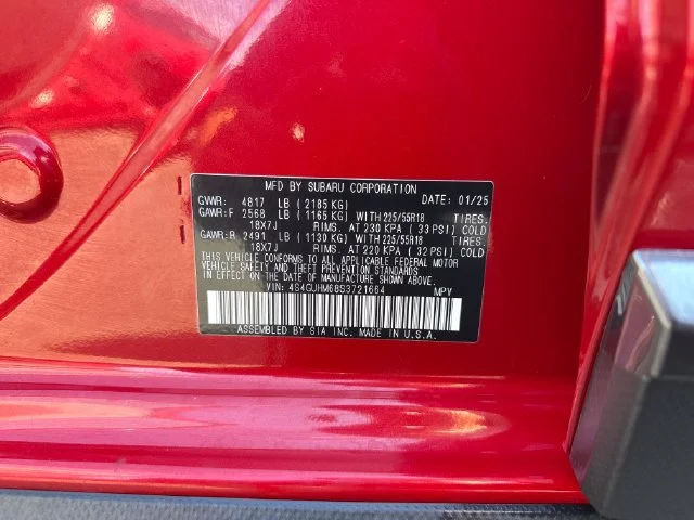 Used 2025 Lithium Red Pearl Subaru Limited image 16