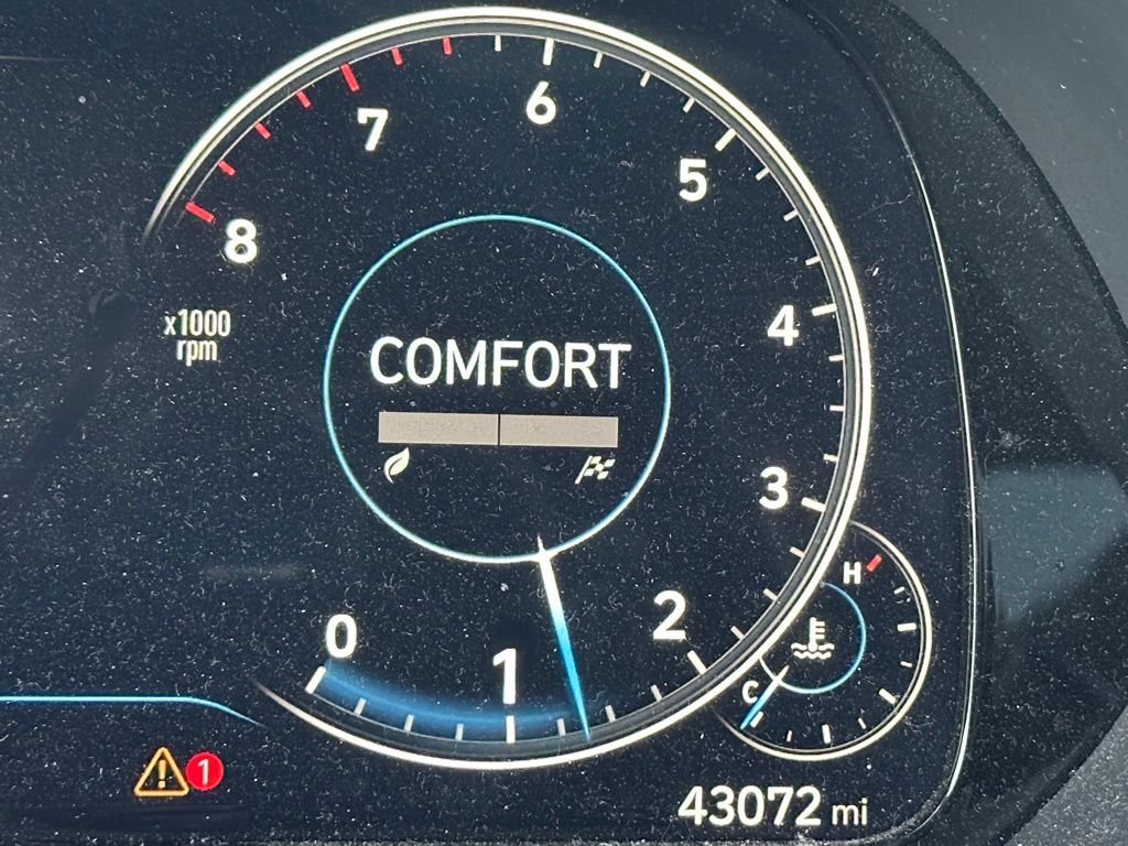Certified Used 2022 Black Hyundai Limited image 21