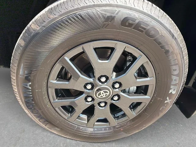 Used 2025 Silver Toyota SR5 image 12