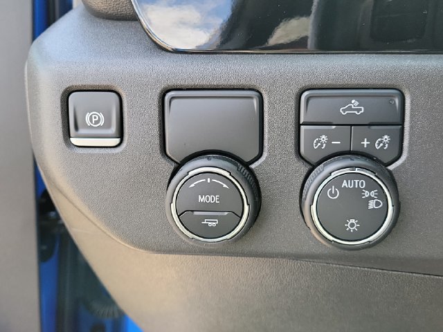 2025 Chevrolet Silverado 1500 LT - Photo 34