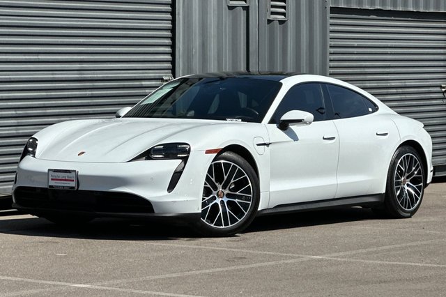 2023 Porsche Taycan 
