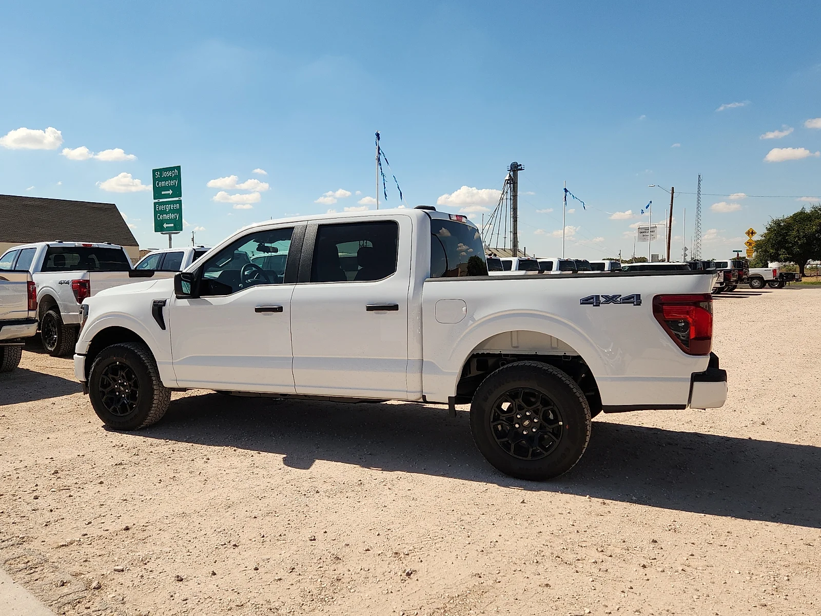 New 2026 Oxford White Ford STX image 4