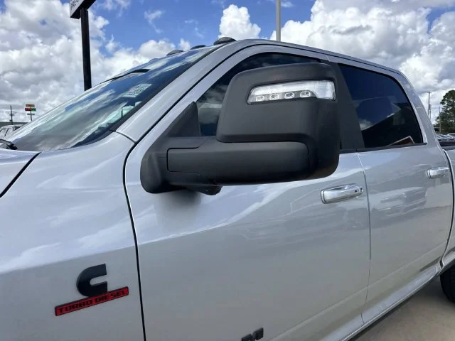 New 2027 Silver-Zynith Exterior Paint RAM Laramie image 11