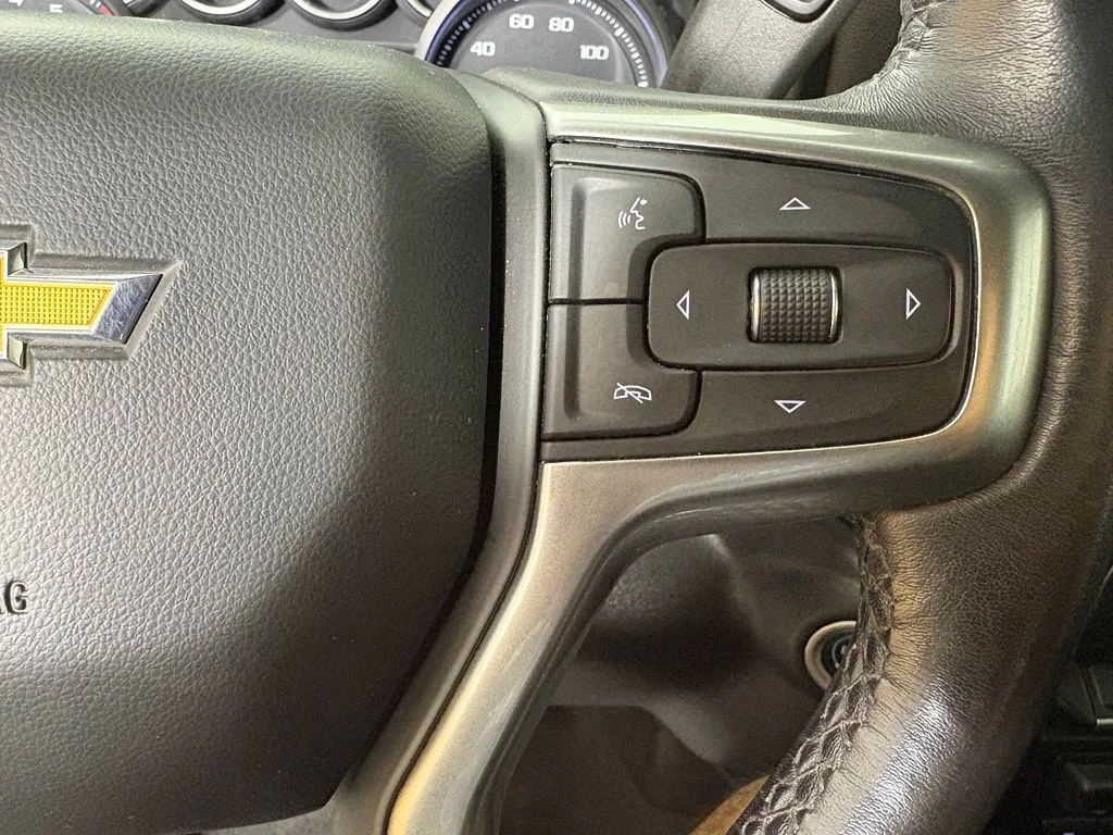Used 2022 Silver Chevrolet LTZ image 30