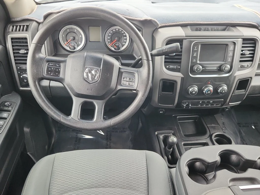 Used 2015 White Ram Tradesman image 9