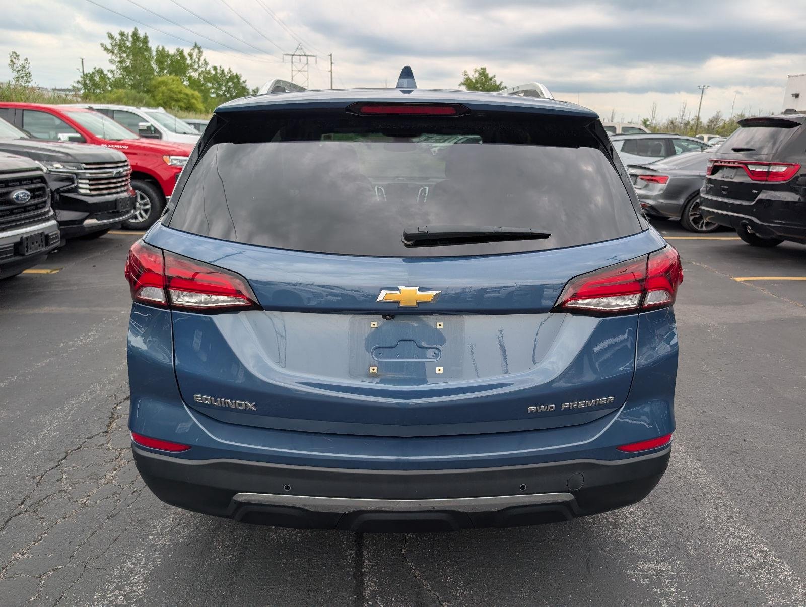 Used 2024 Lakeshore Blue Metallic Chevrolet Premier image 6