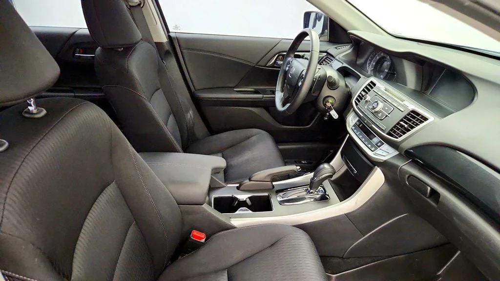 Used 2013 Obsidian Blue Pearl Honda 4dr I4 CVT Sport image 23