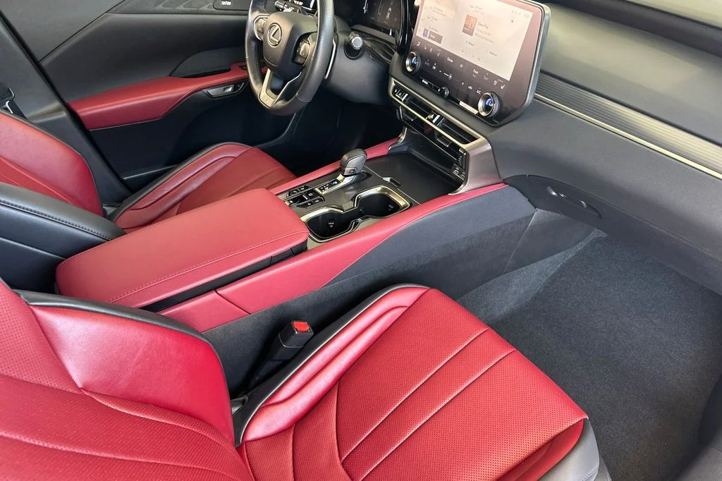 Used 2024 White Lexus 350 F Sport Handling image 18