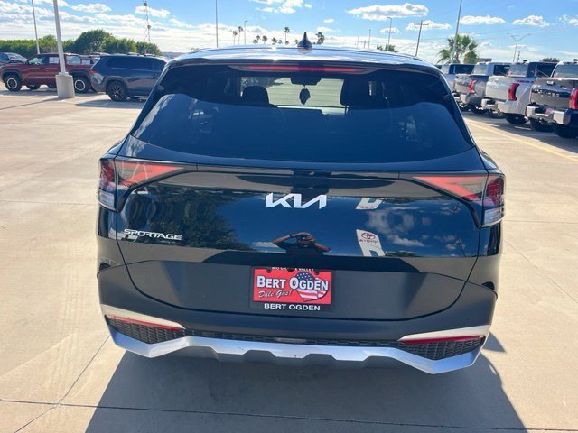 Used 2024 Black Kia LX image 4
