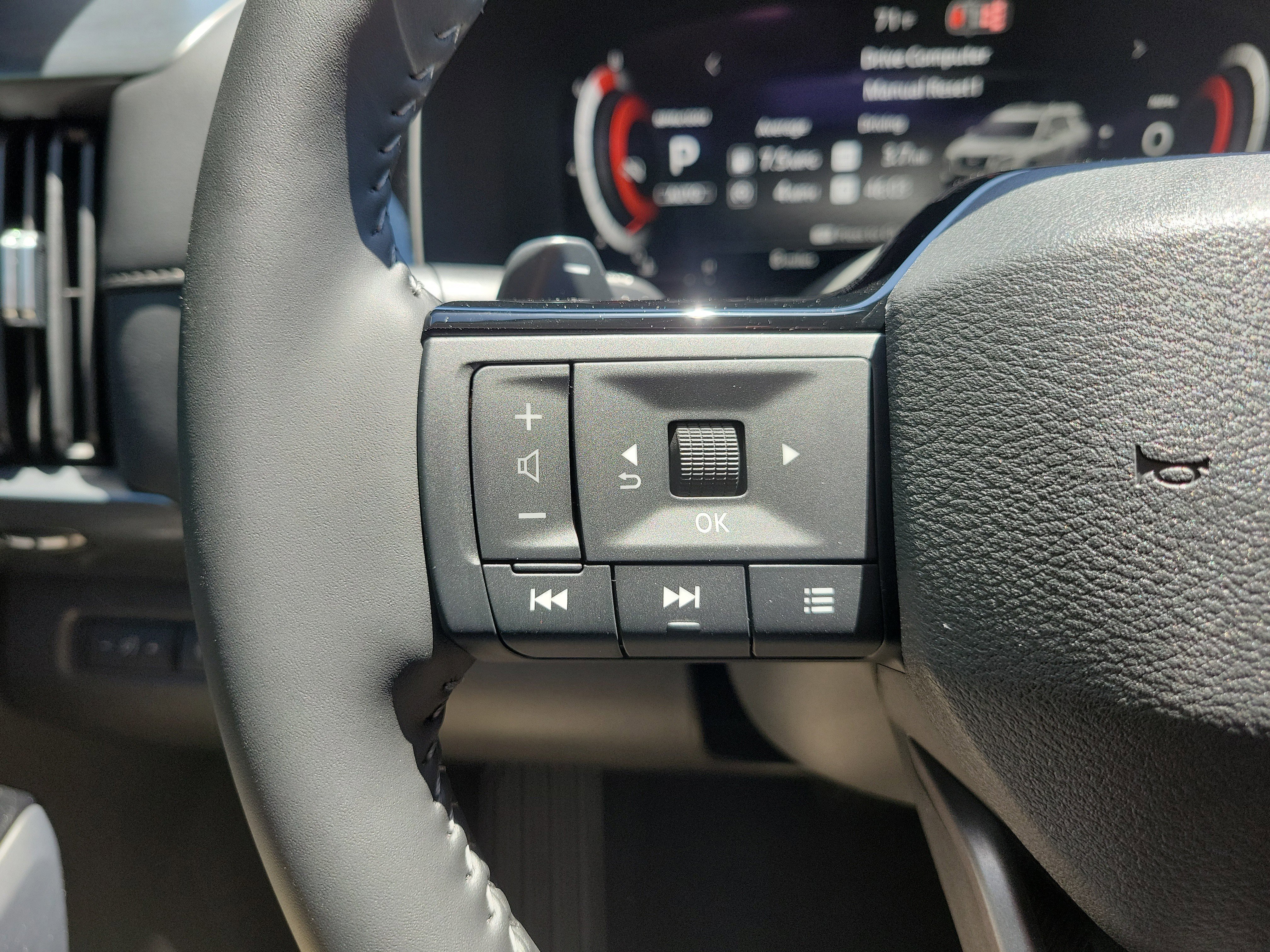 New 2026 Gun Metallic Nissan SL image 17