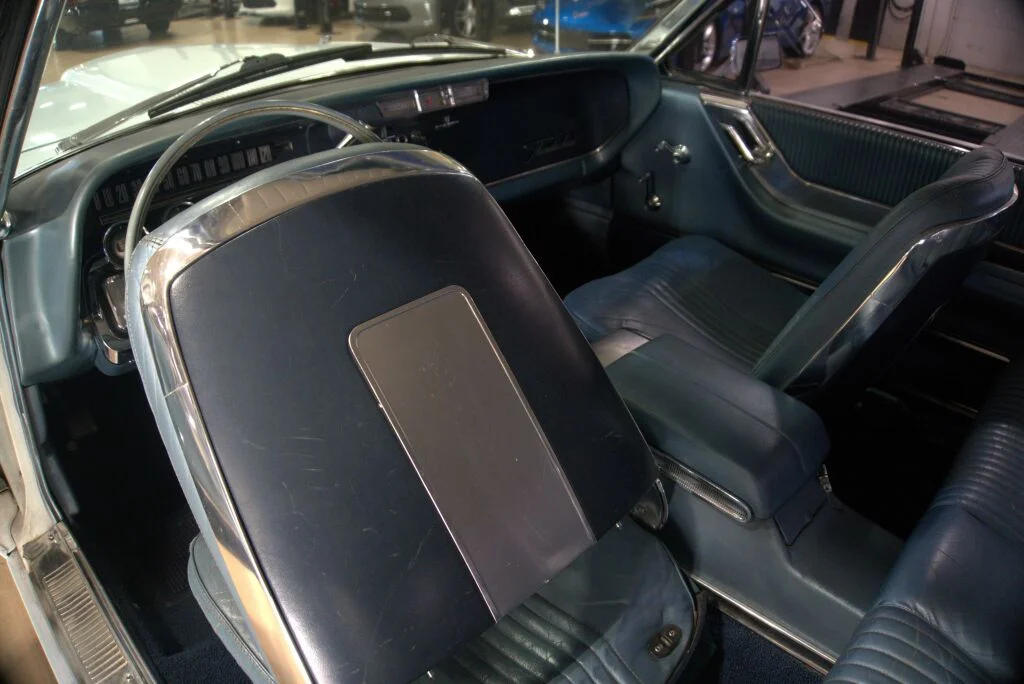 Used 1964 Light blue Ford  image 44