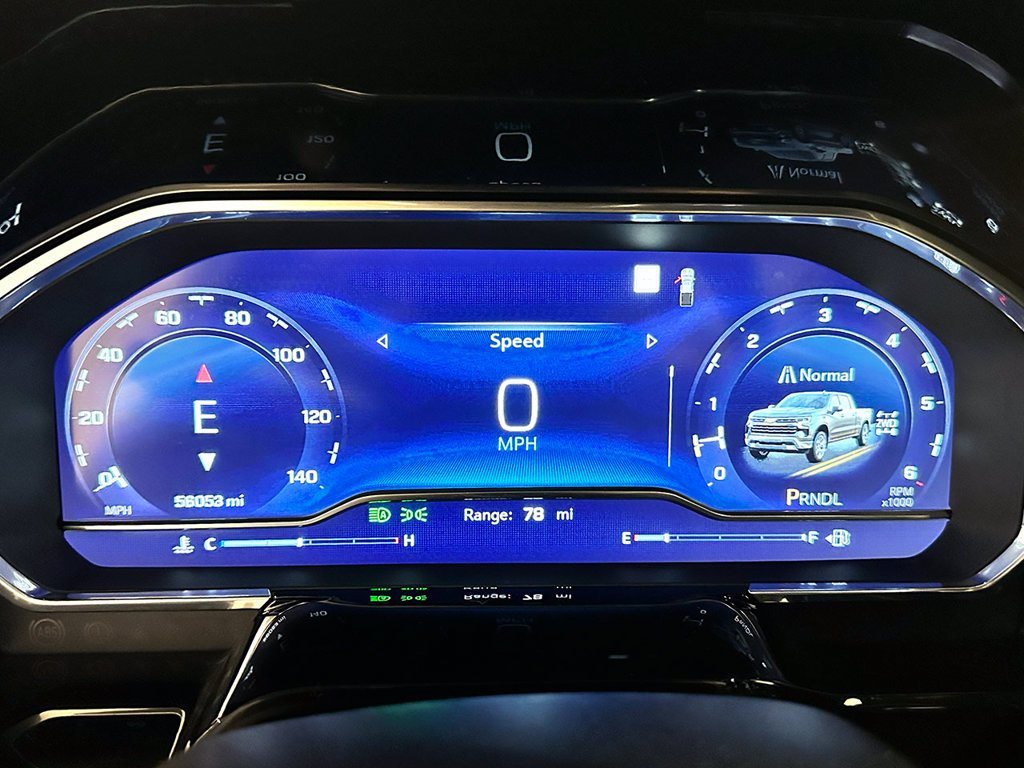 Used 2022 Blue Chevrolet RST image 6