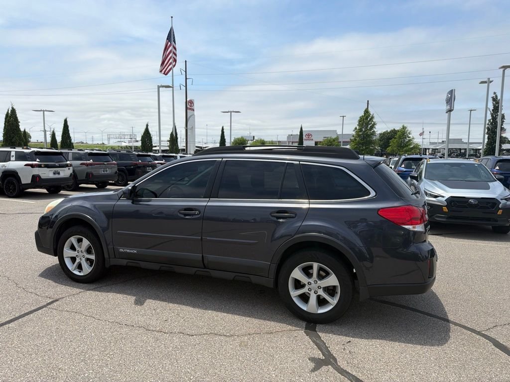 Used 2013 Gray Subaru 2.5i Premium image 2