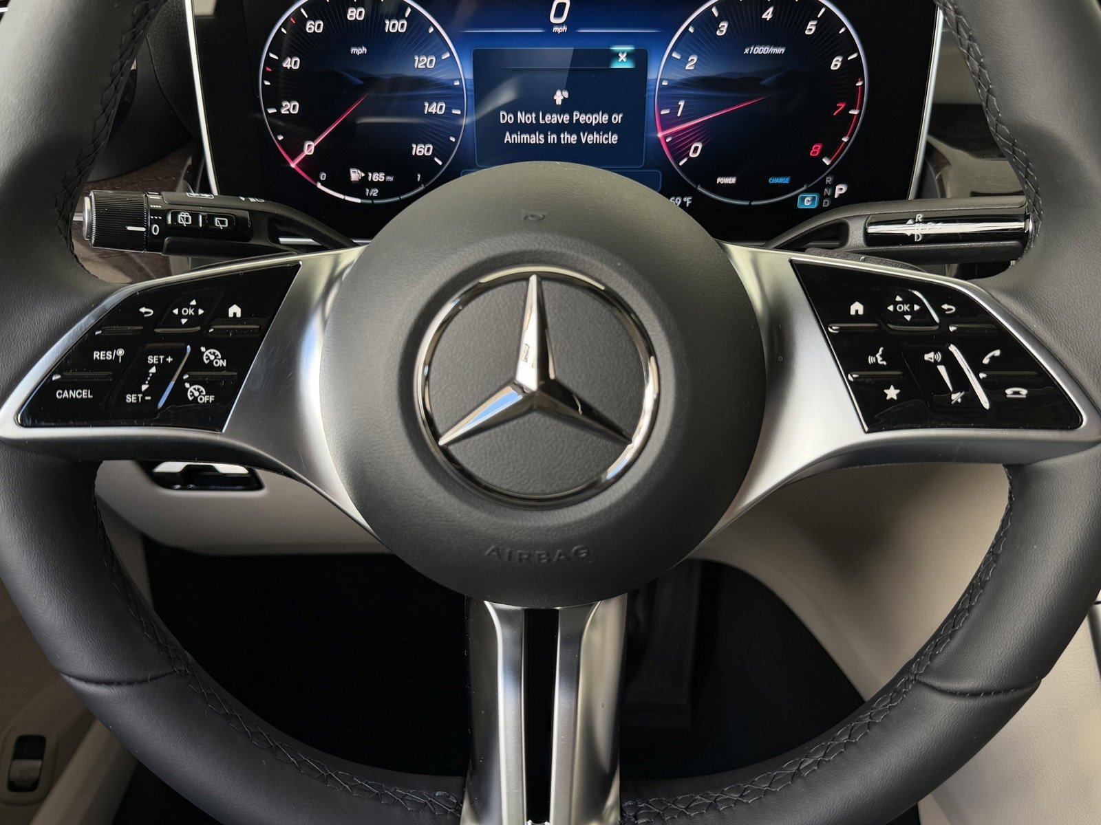 New 2026 Black Mercedes-Benz GLC 300 image 36