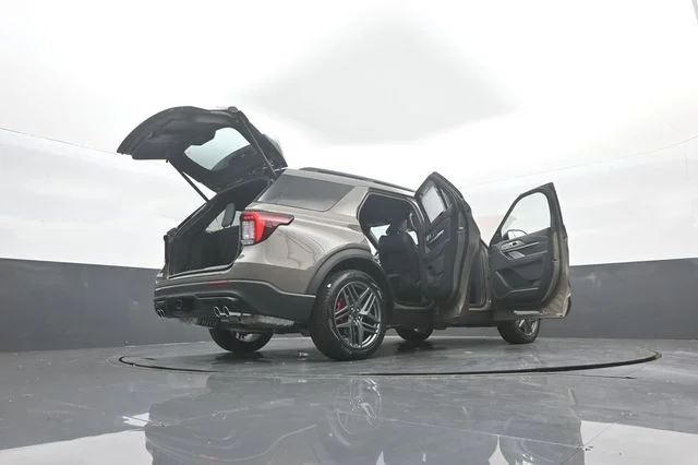 New 2026 Gray Ford ST image 39
