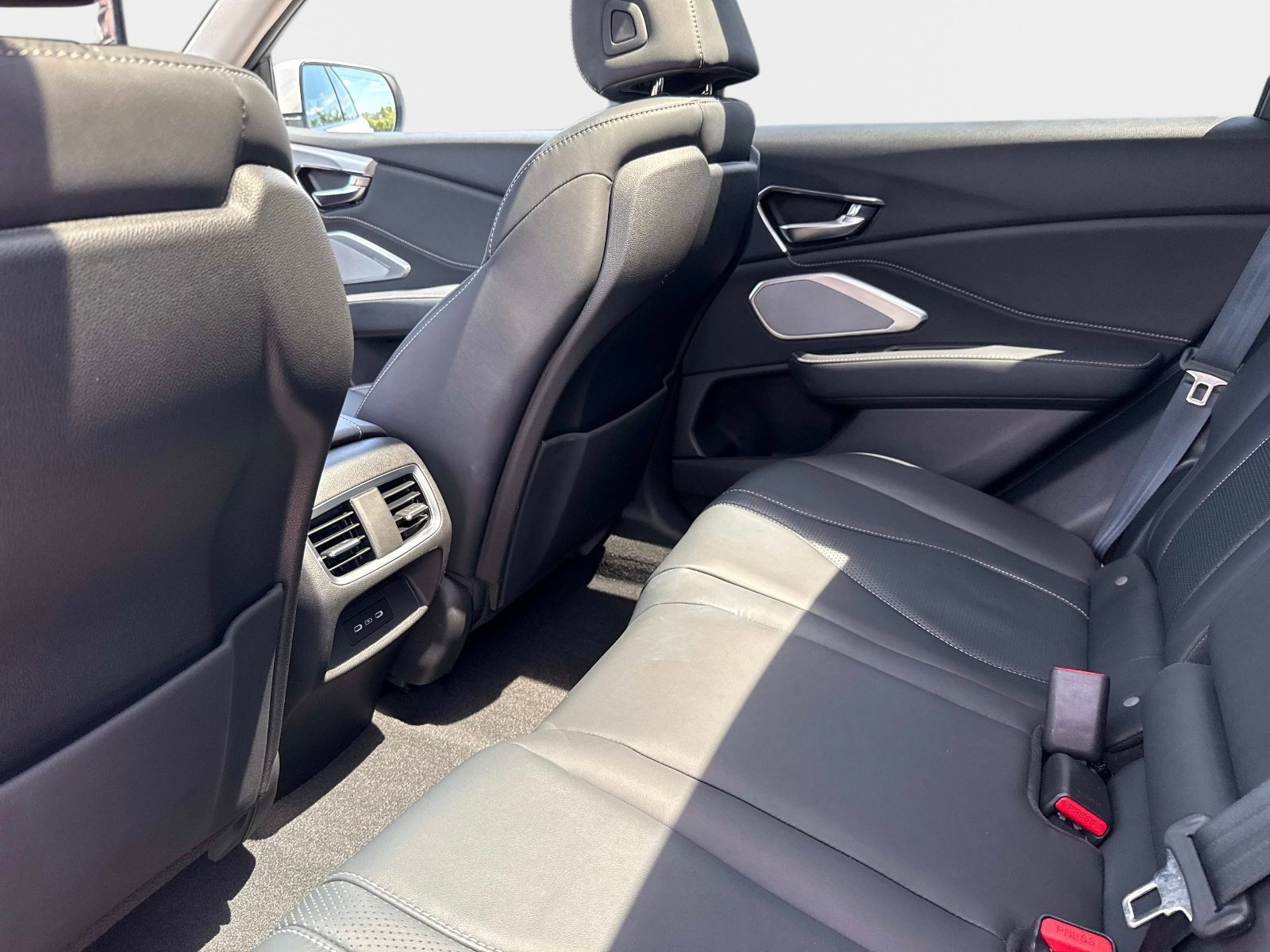 Used 2023  Acura w/Technology Package image 14