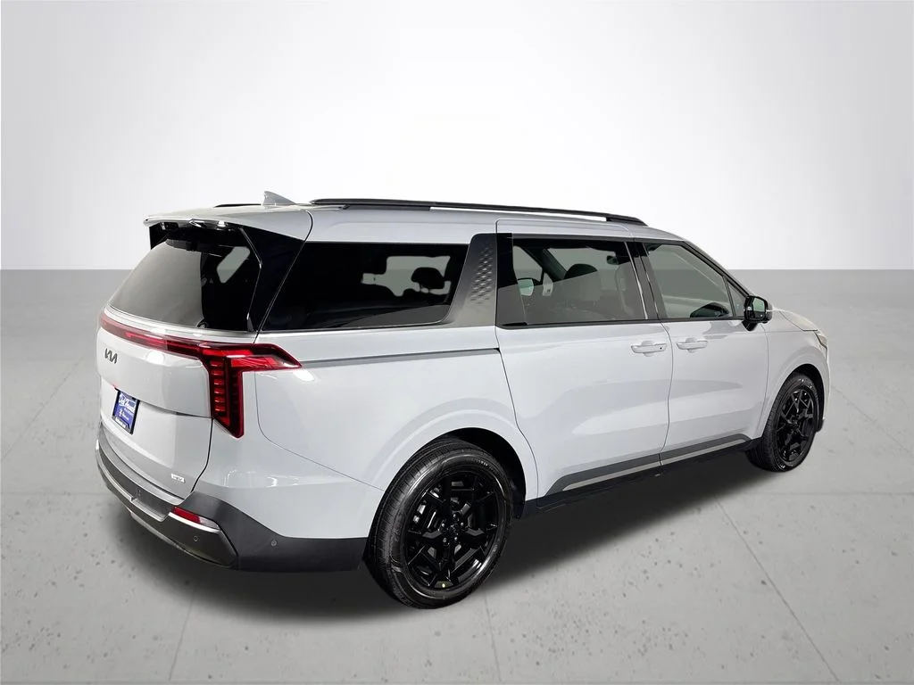 New 2026 Ceramic Silver Kia SX Prestige image 6