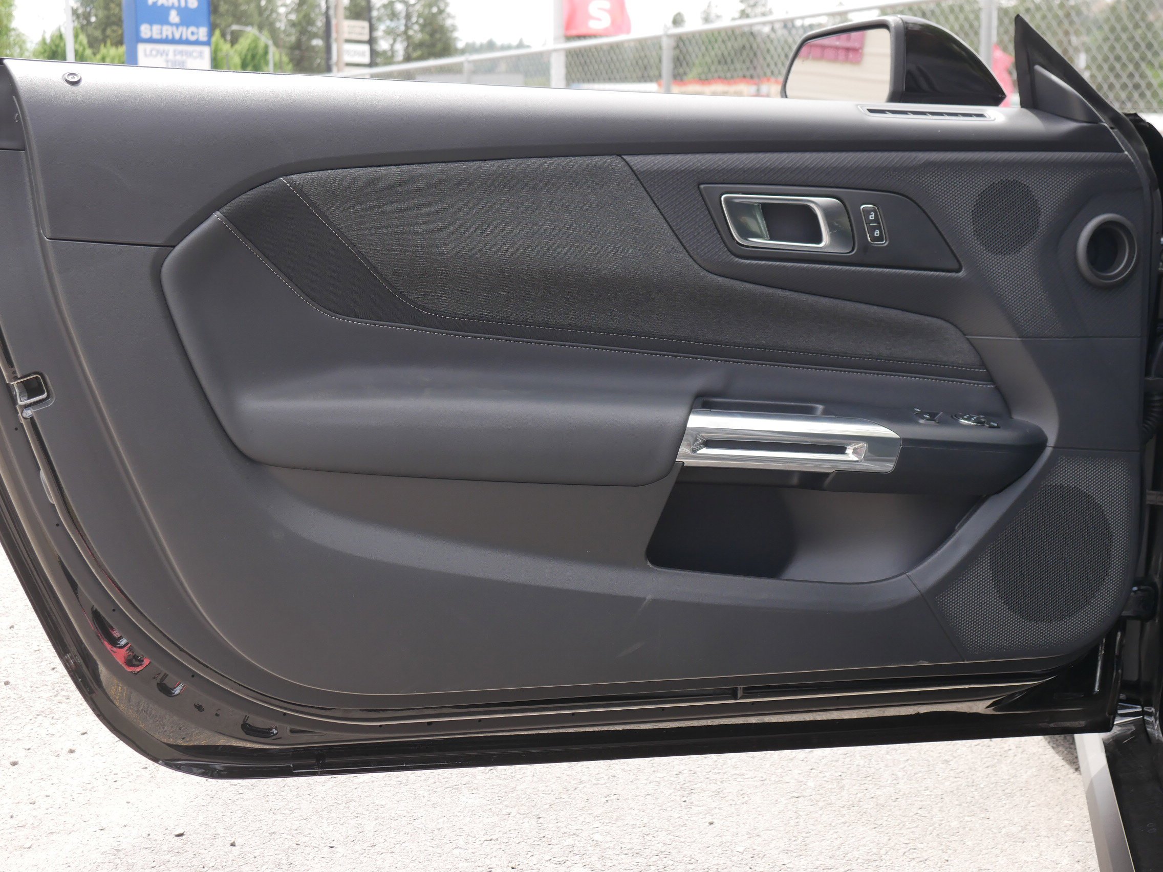 2025 Ford Mustang GT Fastback - Photo 29