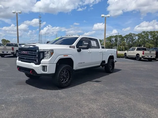 Used 2022 Summit White GMC AT4 image 7