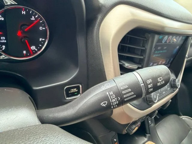 Used 2019 DARK SKY METALLIC GMC Denali image 43