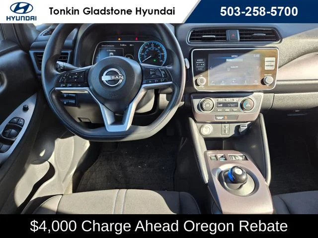 Used 2025 Glacier White Nissan S image 18