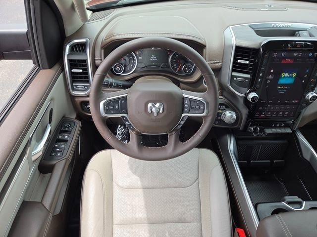 Used 2025 Delmonico Red Pearlcoat RAM Laramie image 4