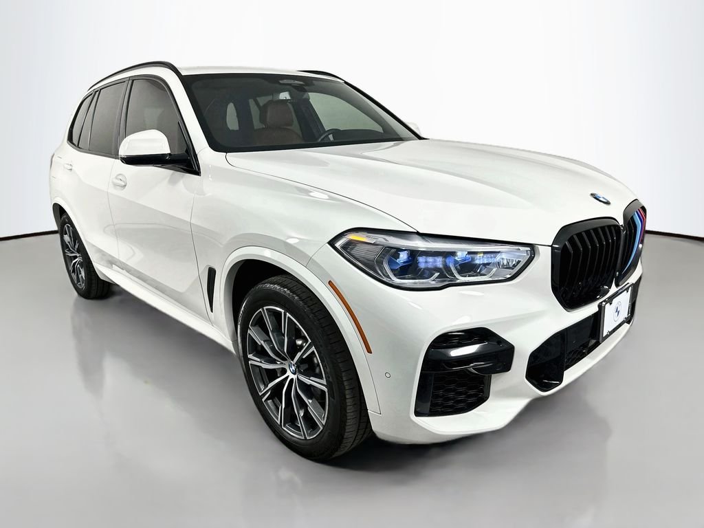 Used 2022 Alpine White BMW xDrive40i image 3