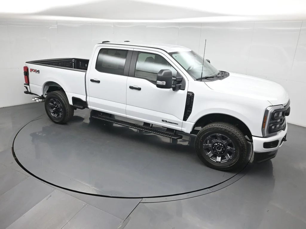 New 2026 Oxford White Ford XL image 33