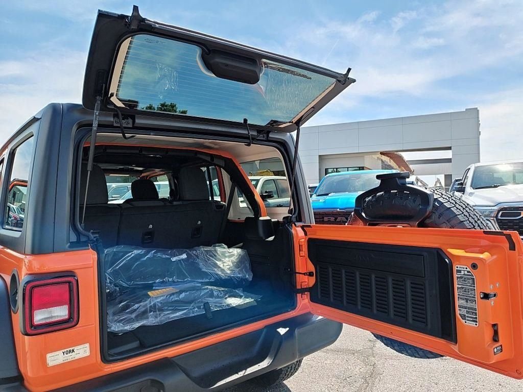 New 2026 Joose Jeep Sport S image 32