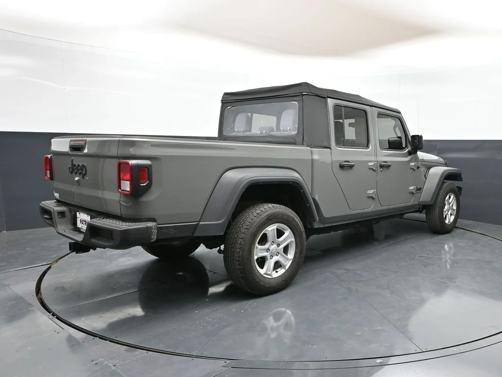 2021 Jeep Gladiator Sport - Photo 3