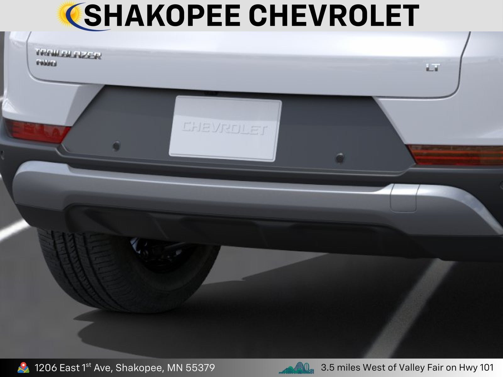 New 2026 Summit White Chevrolet LT image 39