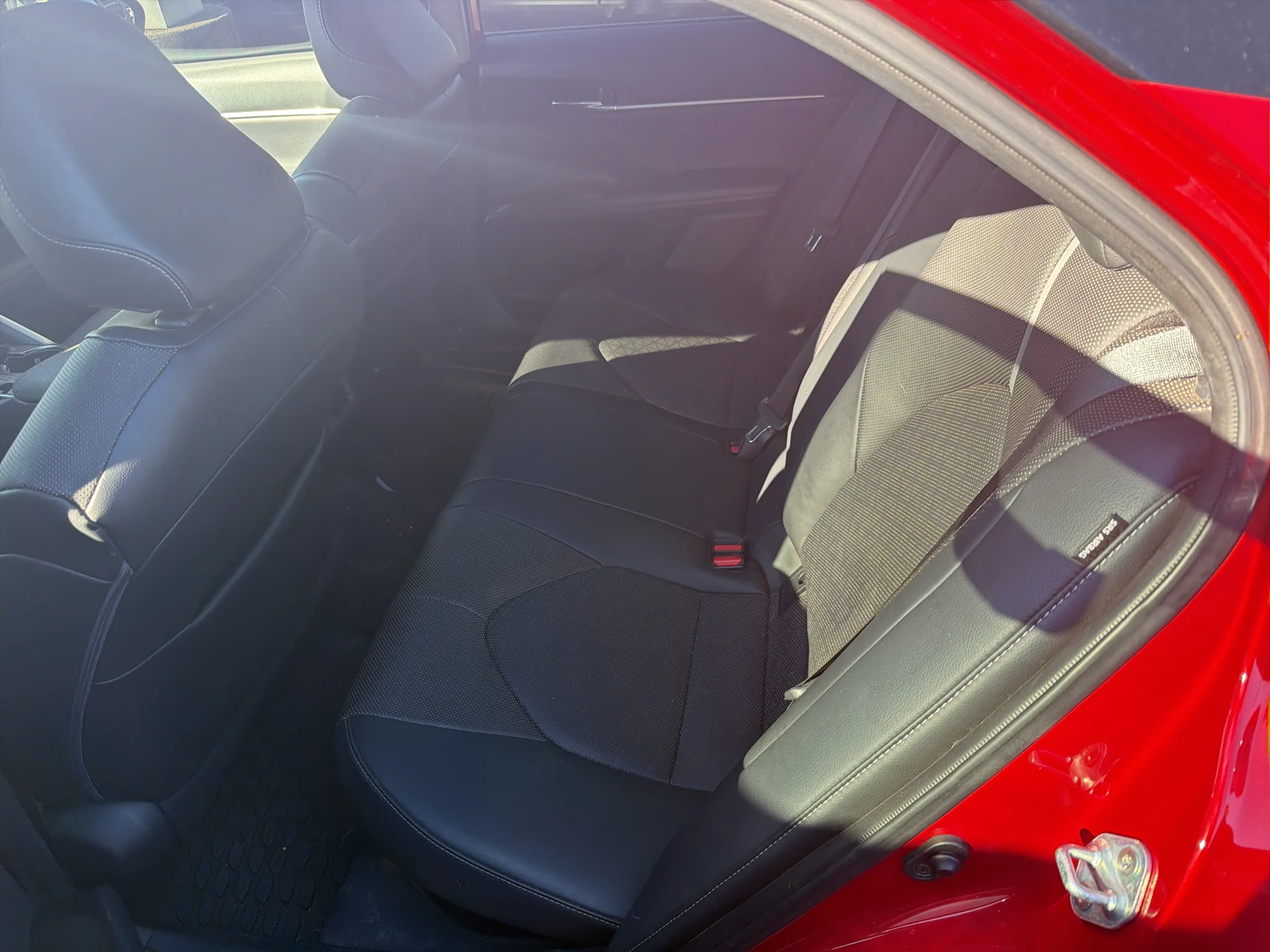 Used 2021 Supersonic Red/Midnight Black Metallic Toyota Hybrid XSE image 6