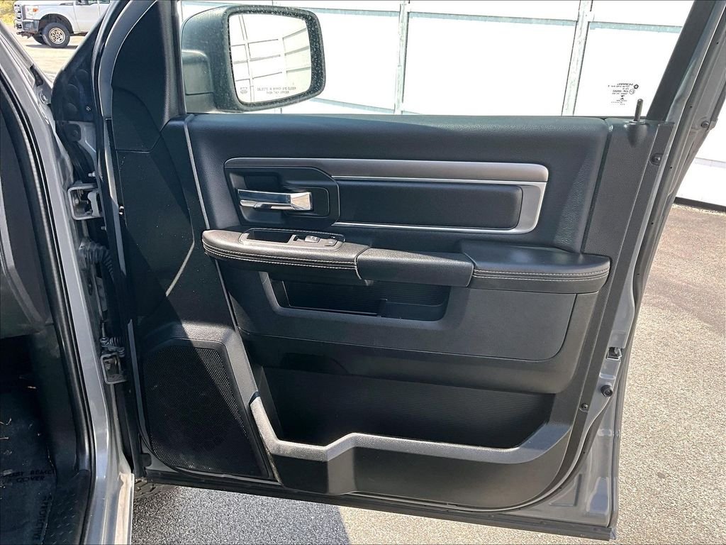 Used 2022 Ceramic Gray Clearcoat Ram Warlock image 12