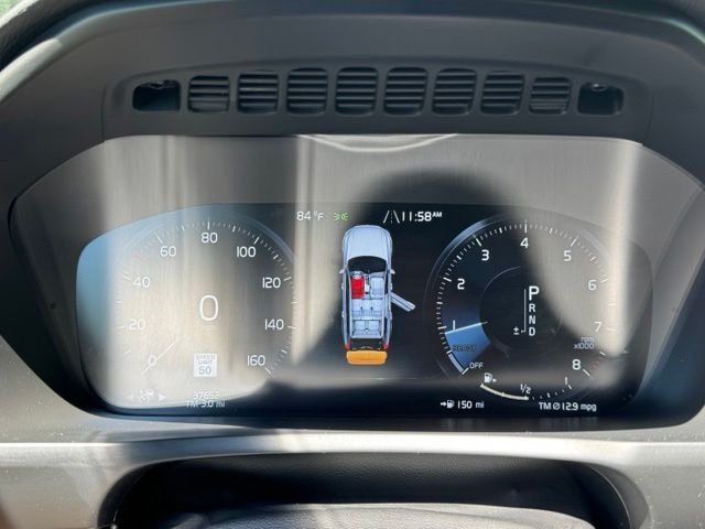 Used 2017 Gray Metallic Volvo T6 Momentum image 26
