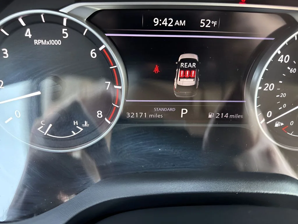 Used 2025 Gray Nissan SV image 23