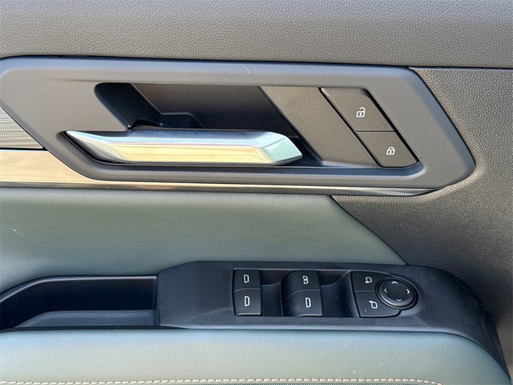 2026 GMC TERRAIN - Image 13