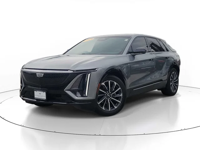 2024 Cadillac LYRIQ Sport 2