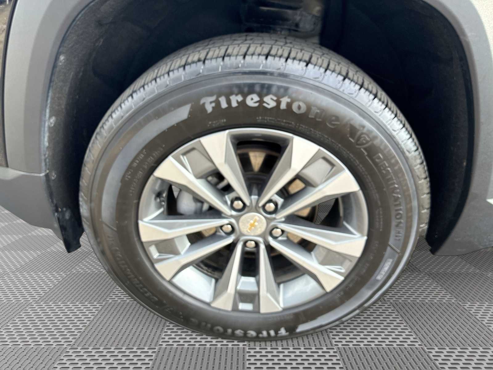 2025 Chevrolet Equinox LT - Photo 33